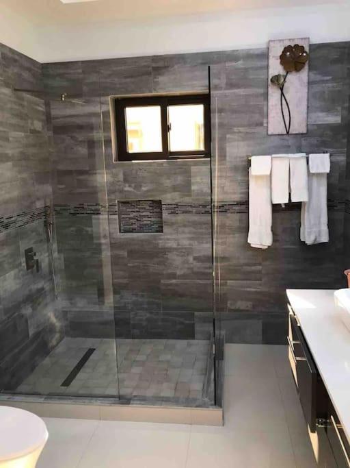 Sun Shine Luxury Villas 2 Bedroom Pool & Gym Ocho Rios St Ann Ngoại thất bức ảnh