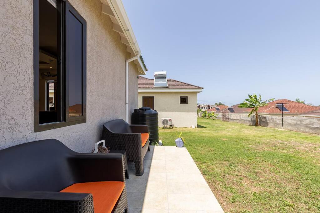 Sun Shine Luxury Villas 2 Bedroom Pool & Gym Ocho Rios St Ann Ngoại thất bức ảnh